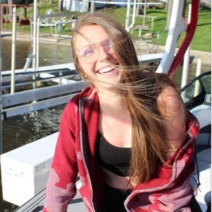 Meet your Posher, Savanah